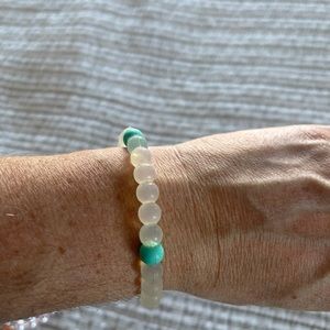 New flex clear bead with aqua blue bracelet